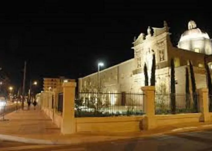 Manzoni House